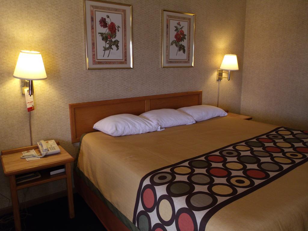 Budgetel Inn & Suites Butler Eksteriør bilde