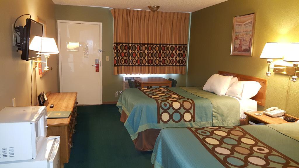 Budgetel Inn & Suites Butler Eksteriør bilde