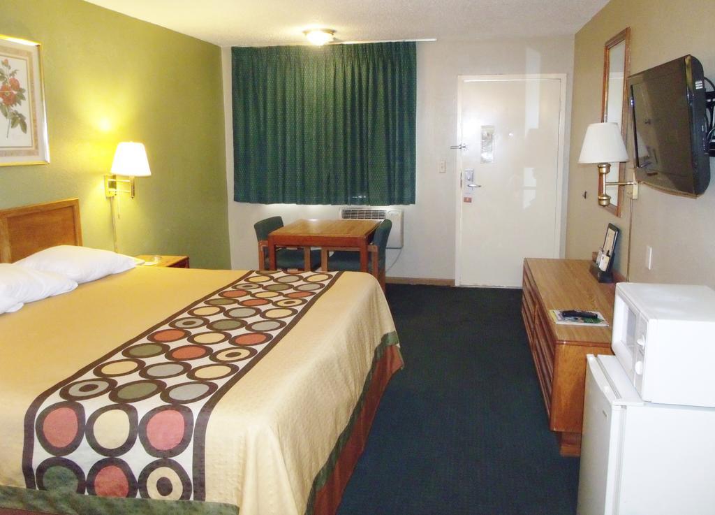 Budgetel Inn & Suites Butler Eksteriør bilde